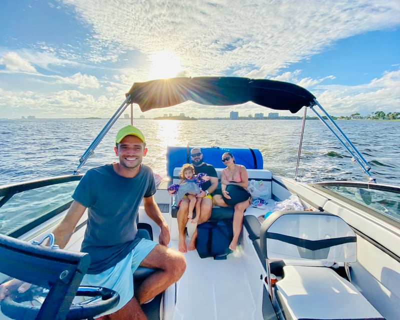 Private Biscayne Bay Boat Rental with Captain in Miami Beach