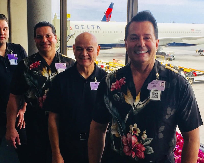 Honolulu Airport Arrival & Departure Lei Greeting