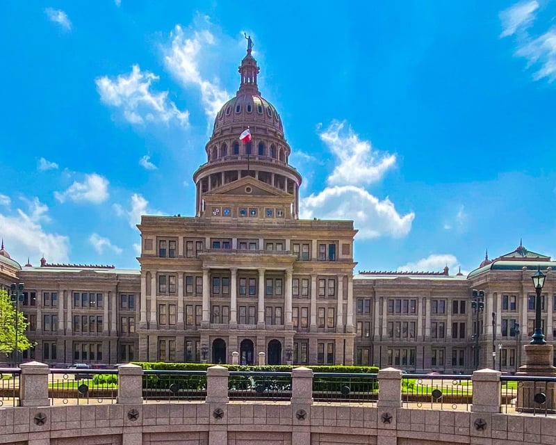 Austin Art & Architecture Bike Tour to the Texas Capitol