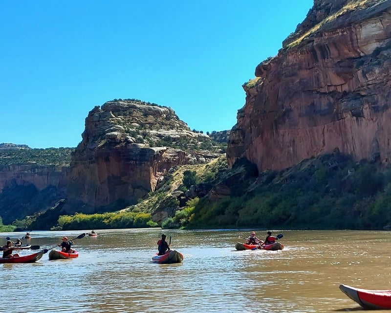 4-Hour Guided Inflatable Kayak Tour in Moab