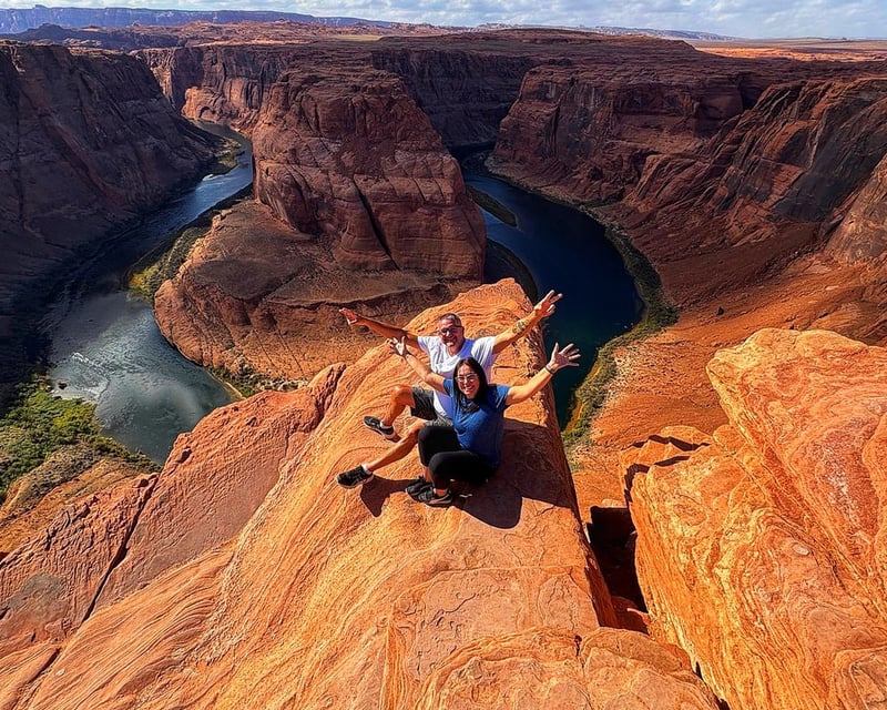 Grand Canyon & Antelope Canyon 2-Day Tour with Stargazing
