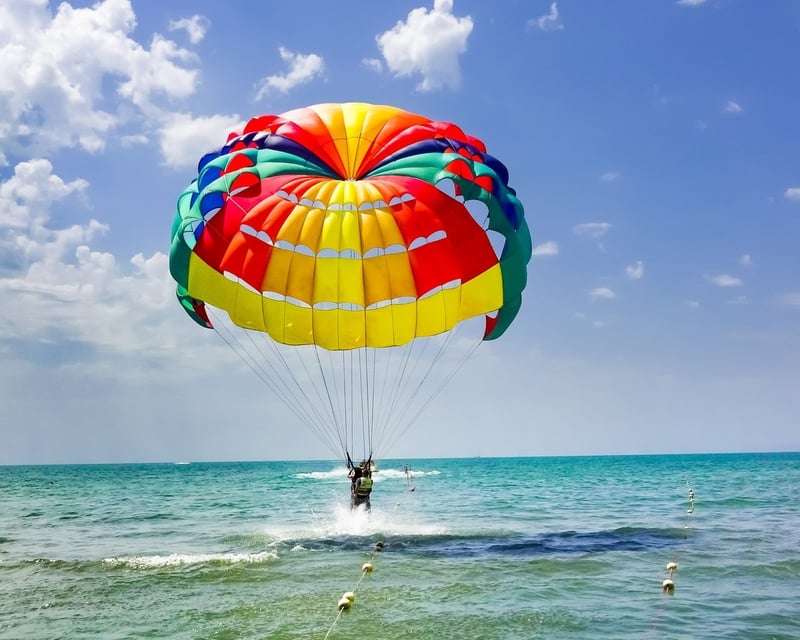 Parasail in Ocean City With 400-800' Flight Options