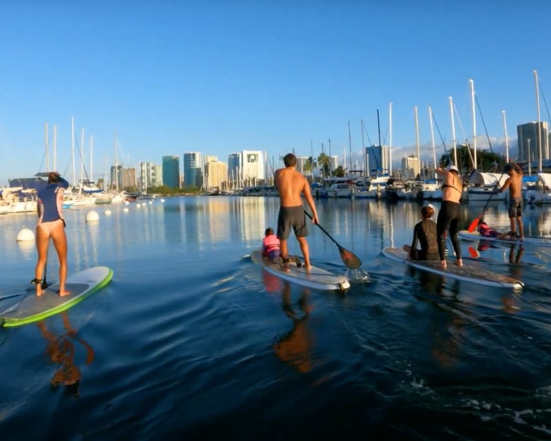 Private Group Stand Up Paddleboard Lesson in Honolulu