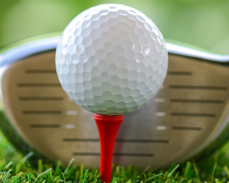 HD Golf Simulator with Pro Courses in Duluth