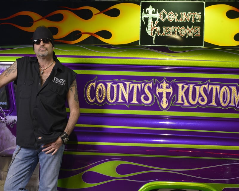 Explore Las Vegas On a 3-Hour Custom Car Tour