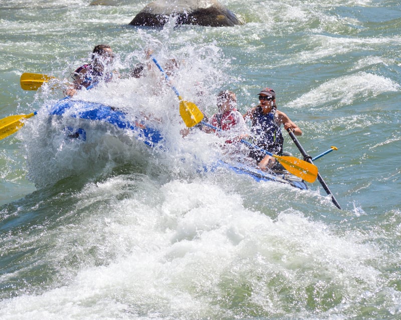Raft 18 Miles on the Yellowstone River in Gardiner