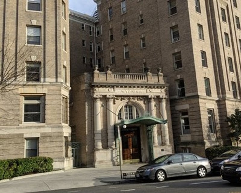 Presidential Residences Walking Tour in Washington