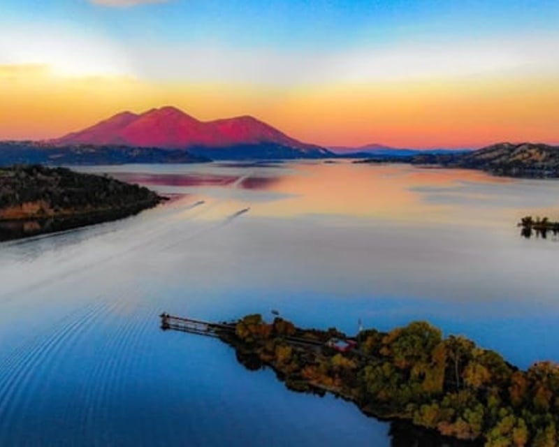 6-Hour Boat Rental in Lakeport