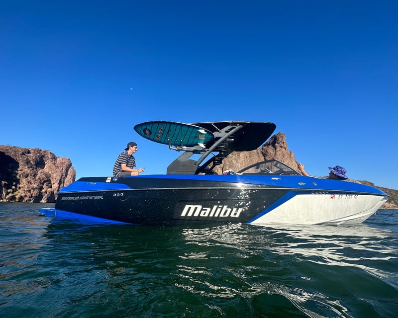 Lake Havasu City Wake Surf Boat Rental