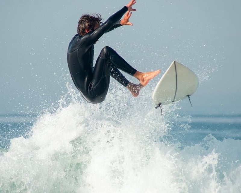 Men's & Women's Wetsuit Rental in San Diego
