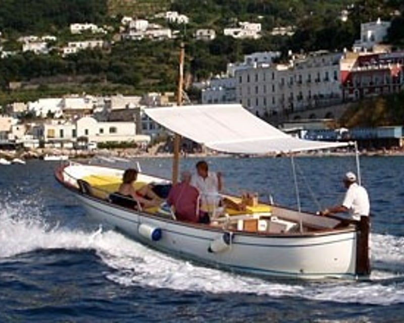 Private Capri Island Boat Tour to Grottoes & Faraglioni