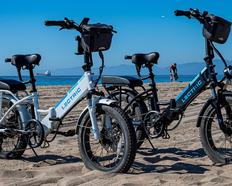 Fat Tire E-Bike Rental in Manhattan Beach