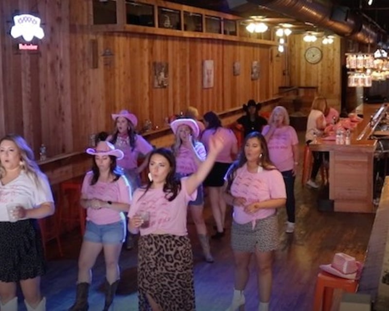 Private Line Dancing Lesson in Nashville