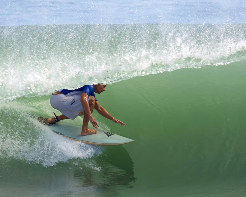 4-Hour Surfboard Rental in Whalebones