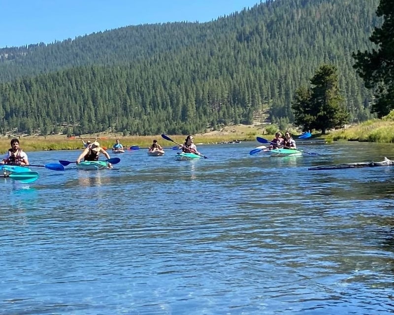 Beginner Williamson River Kayak Tour in Chiloquin