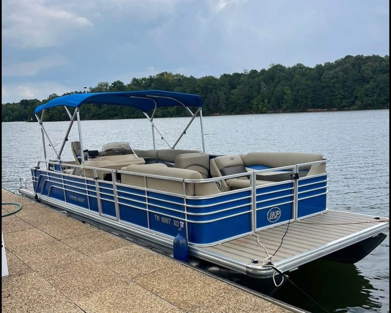 140-HP Pontoon Rental in Knoxville