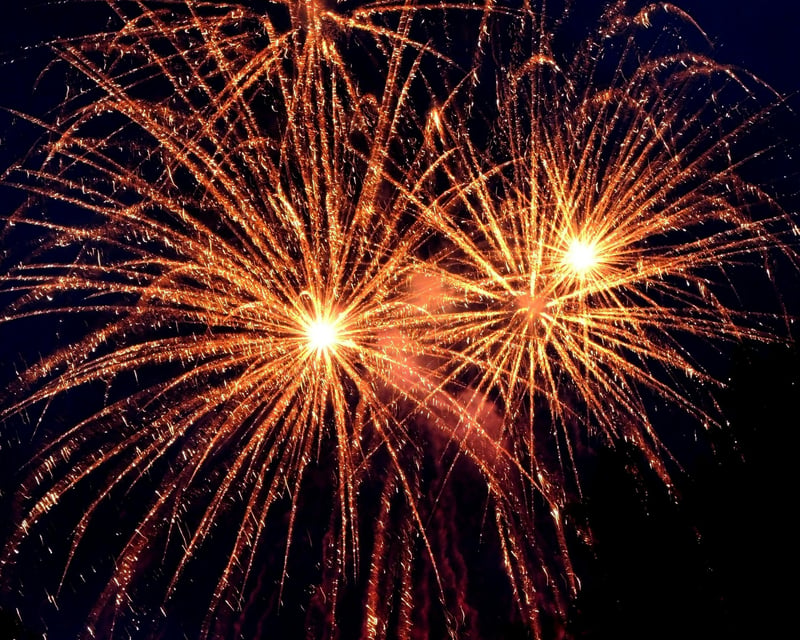 Ride a Sunset & Fireworks E-Bike Tour in Honolulu