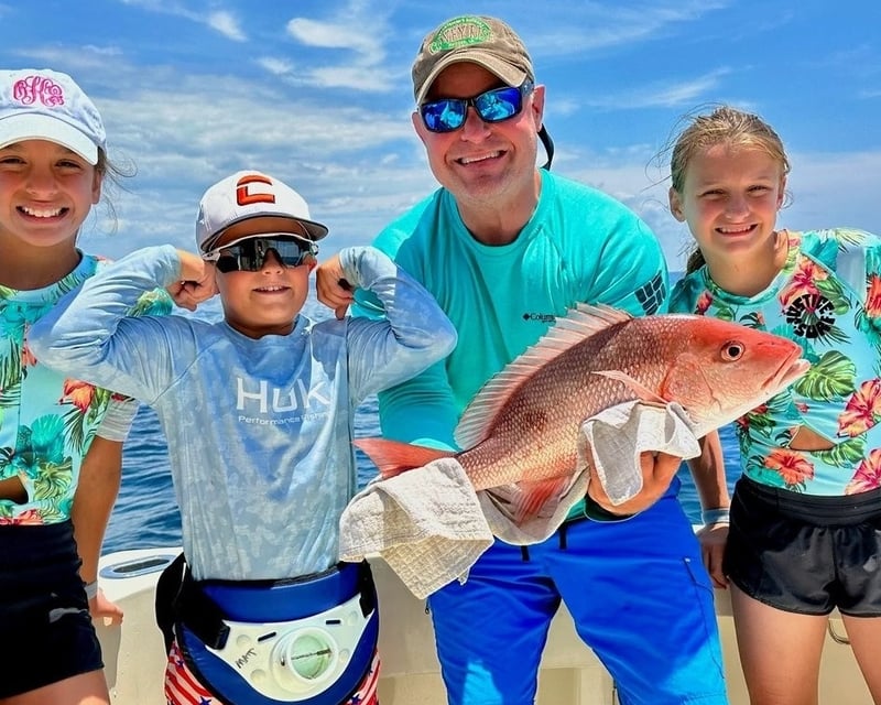 Private 45' Hatteras Yacht Fishing Charter in Destin