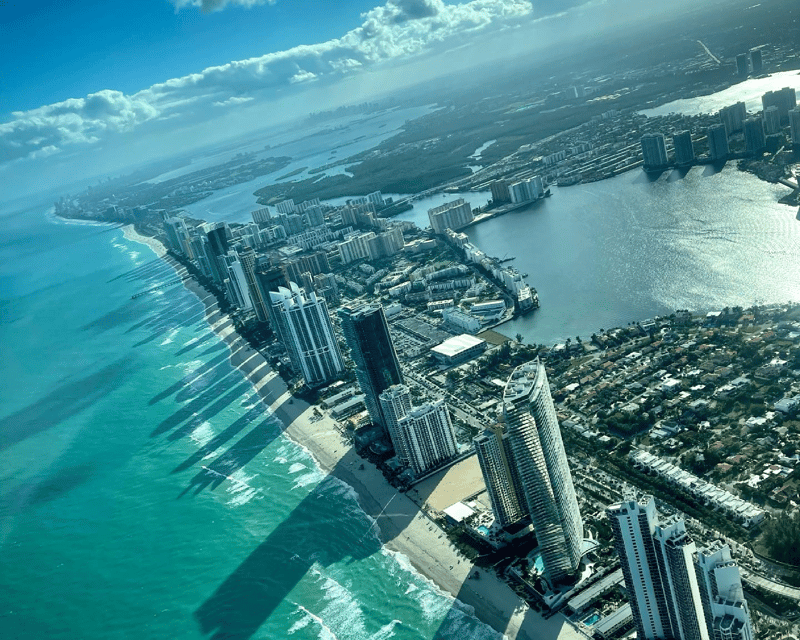 30-Minute Private Air Tour Over South Beach