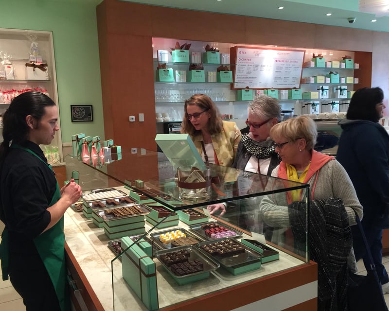 Explore Magazine Street Food Tour in New Orleans