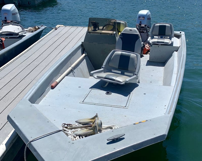 Mammoth Lakes 40 HP Flat Bottom Boat Rental