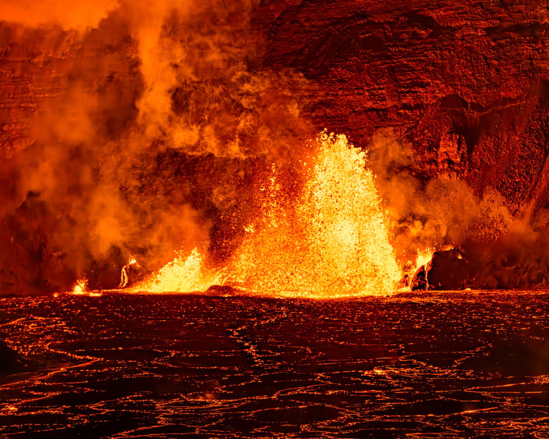 Hawaiʻi Volcanoes National Park Lava Tube Tour