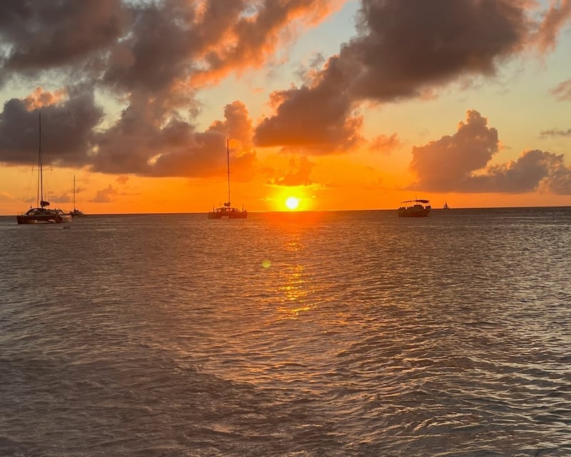 Cruise Port Royal Canals & Sunset in Naples