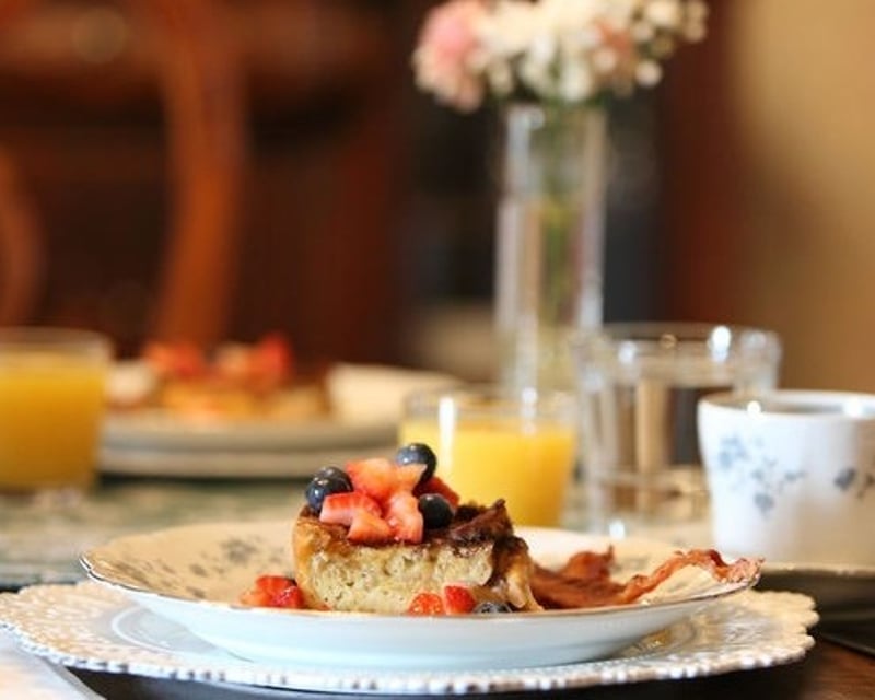 Breakfast at Nashville's Belle Air Mansion