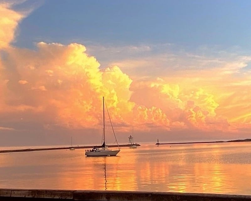 2-Hour Sailing Charter in Grand Marais