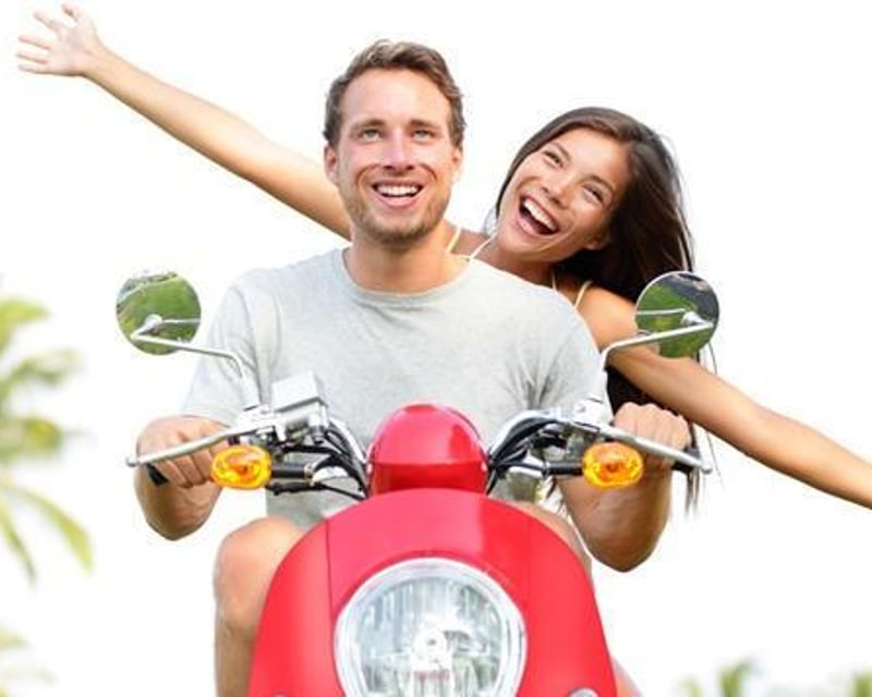 Explore Anna Maria Island With a 49cc Scooter Rental