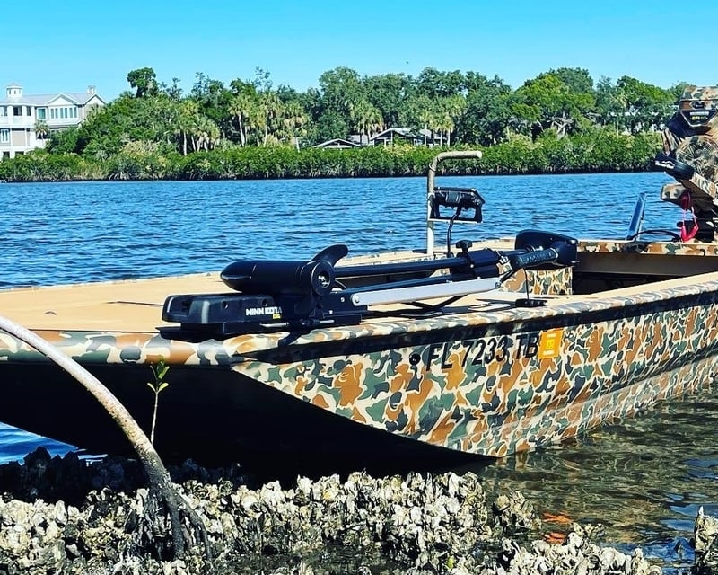 Shallow Water Mud Boat Fishing Charter in Crystal River