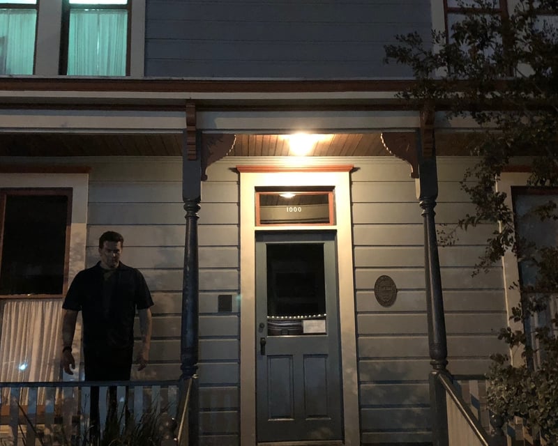 Private Horror Movie Filming Locations Tour in Los Angeles
