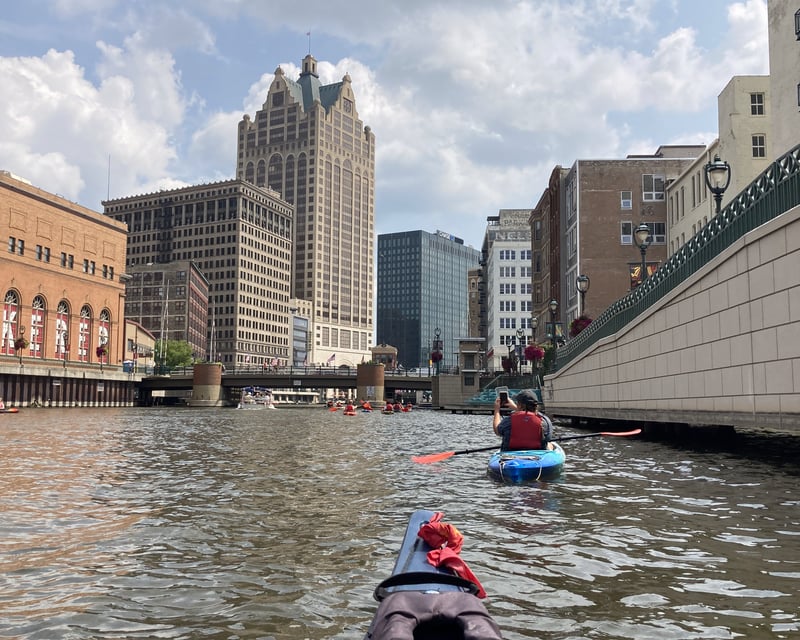 Milwaukee Guided Kayak History Tour