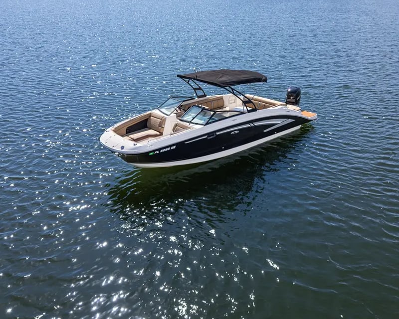 Multi-Day 27' Sea Ray Boat Rental in Cape Coral