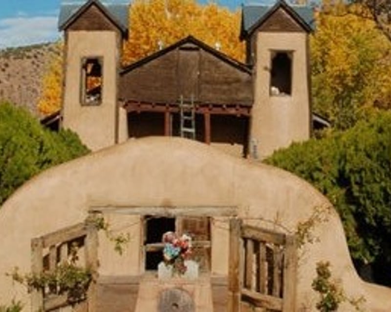 Spanish & Pueblo Culture Tour North of Santa Fe
