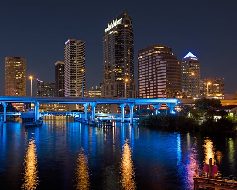 Private Night Electric Boat Cruise in Tampa