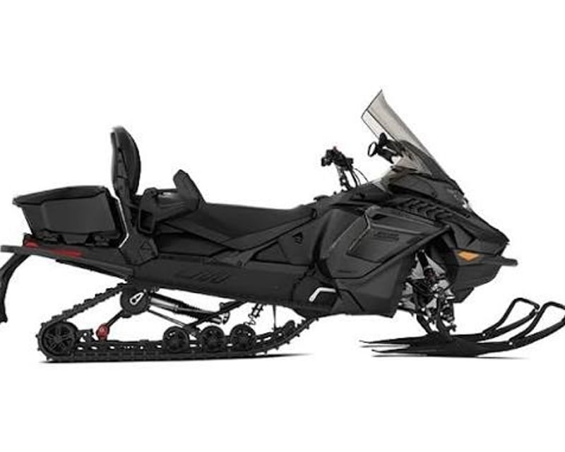 Ski-Doo GT 900 Touring Snowmobile Rental in Donnelly