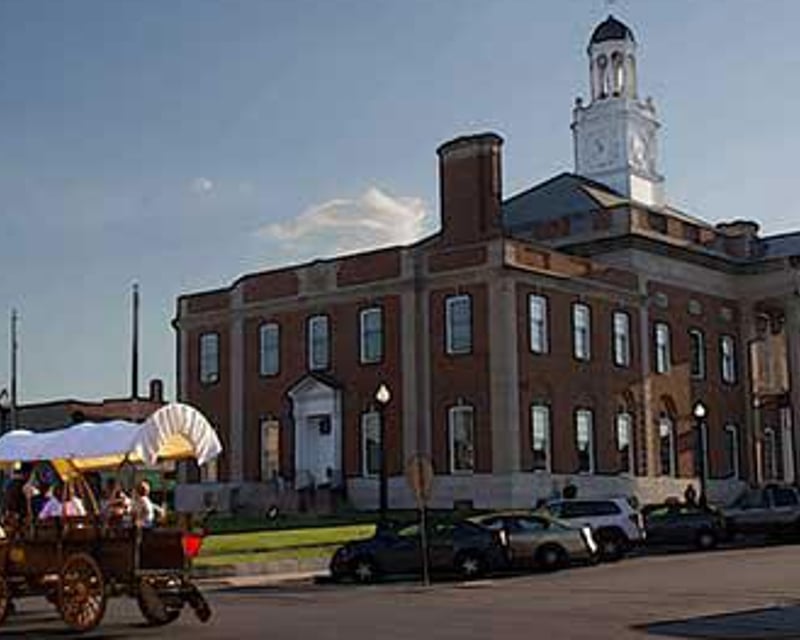Truman & Haunted Jail History Tour in Independence, MO