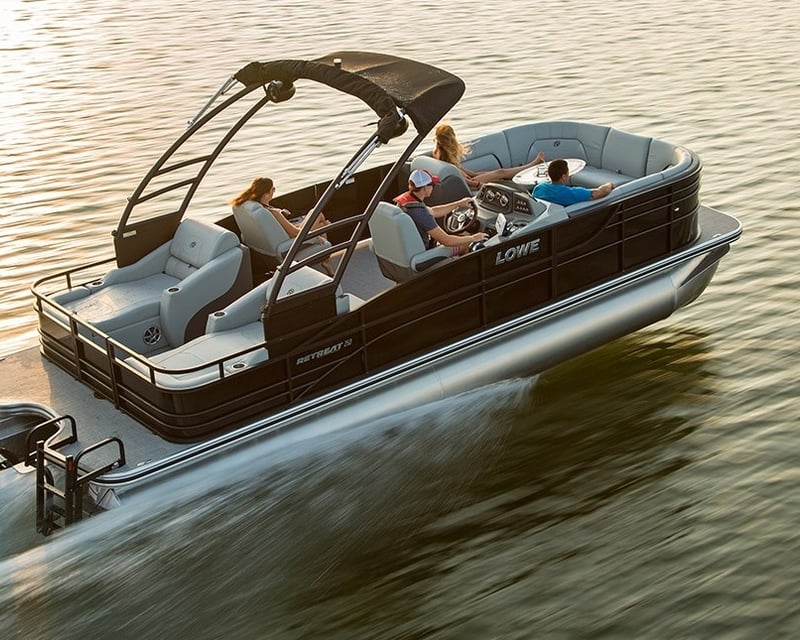 4- or 6-Hour Pontoon Charter in Pompeno Beach