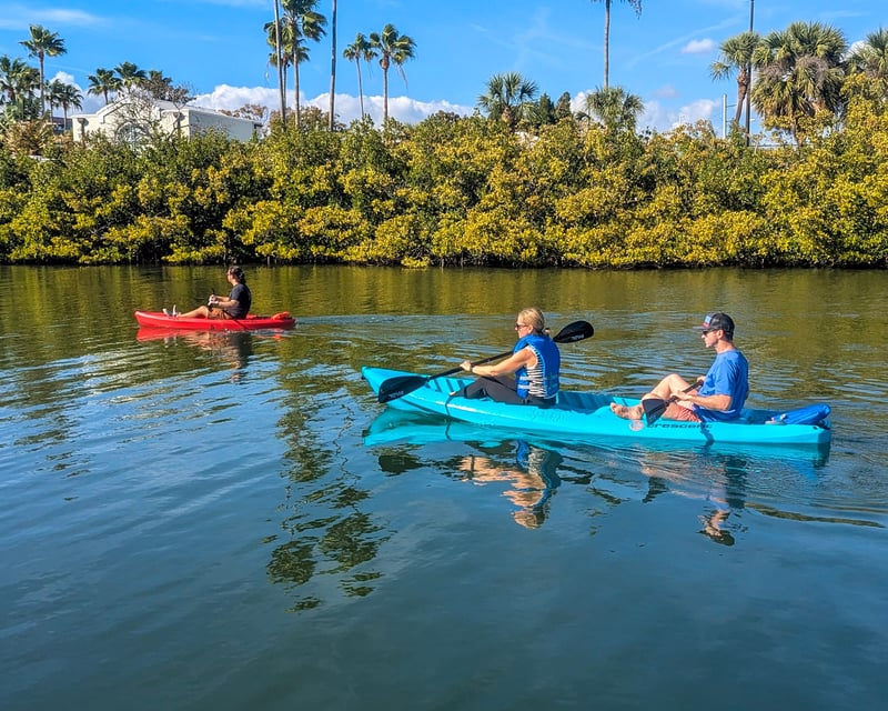 Miami 1-Hour Kayak Rental