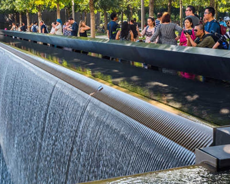 Ground Zero 9/11 Memorial Walking Tour in New York City