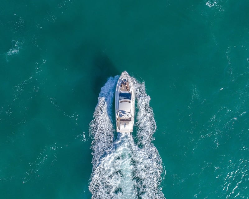 Full-Day Miami Beach & Haulover Sandbar Boat Trip