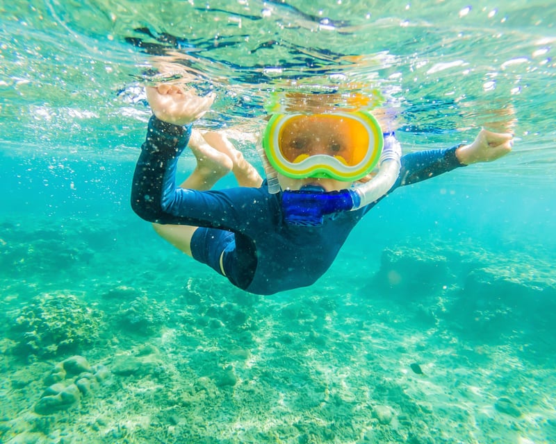 Private Kona Snorkel Charter to Captain Cook Monument