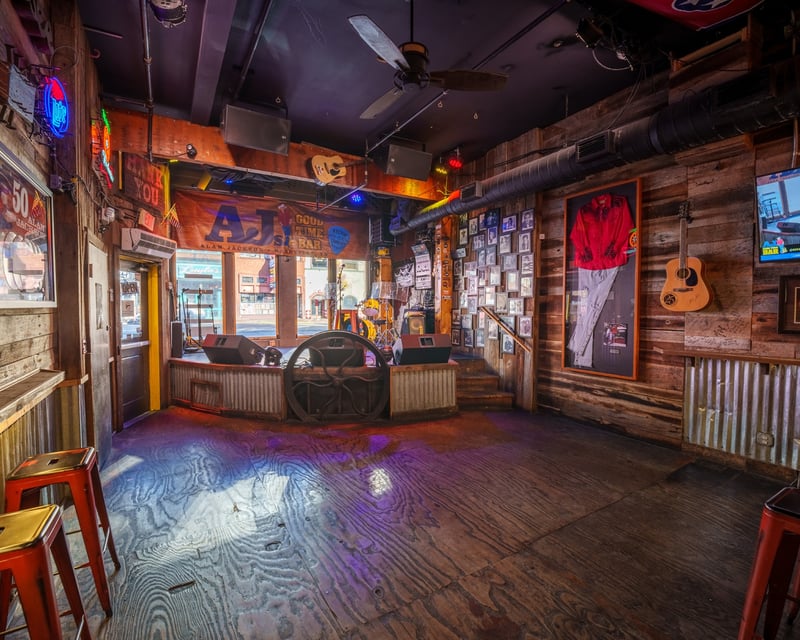 Take a Private Line Dancing Class in Nashville