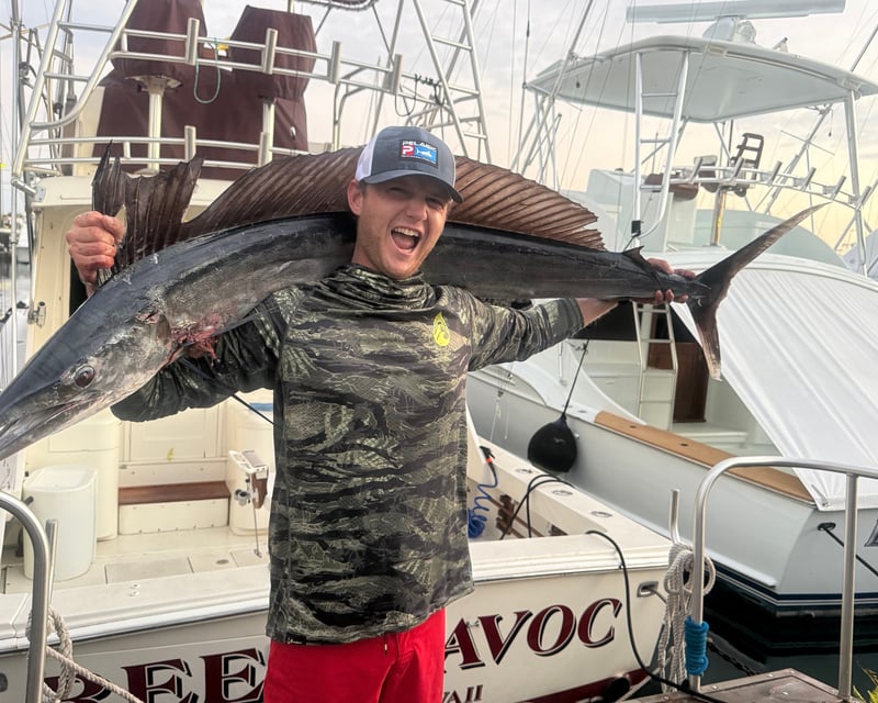 Private Full-Day Deep-Sea Fishing Charter in Kona
