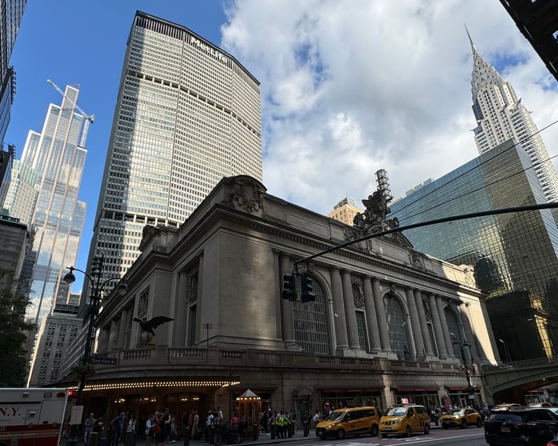 2-Hour Midtown East Architecture Walking Tour