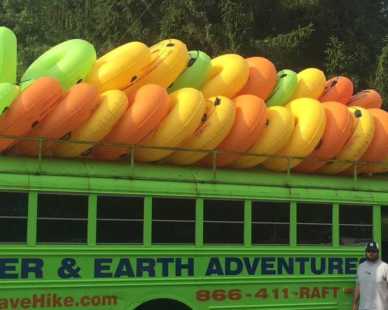 2-Hour Tubing Rental on New River