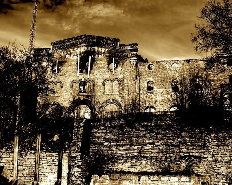 Haunted History Walking Tour of Cincinnati