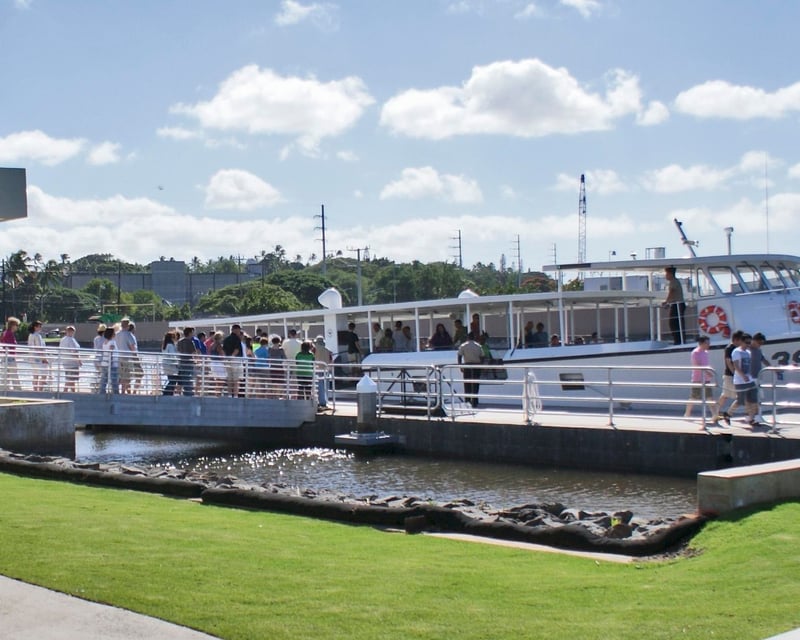Guided Pearl Harbor Memorial Tour From Waikiki