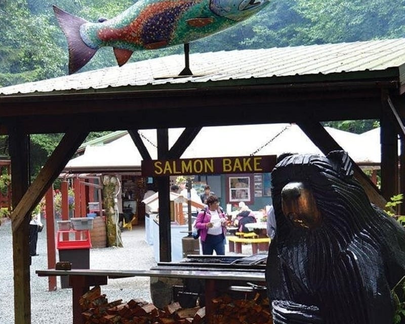 Juneau Guided Shore Fishing & Salmon Bake